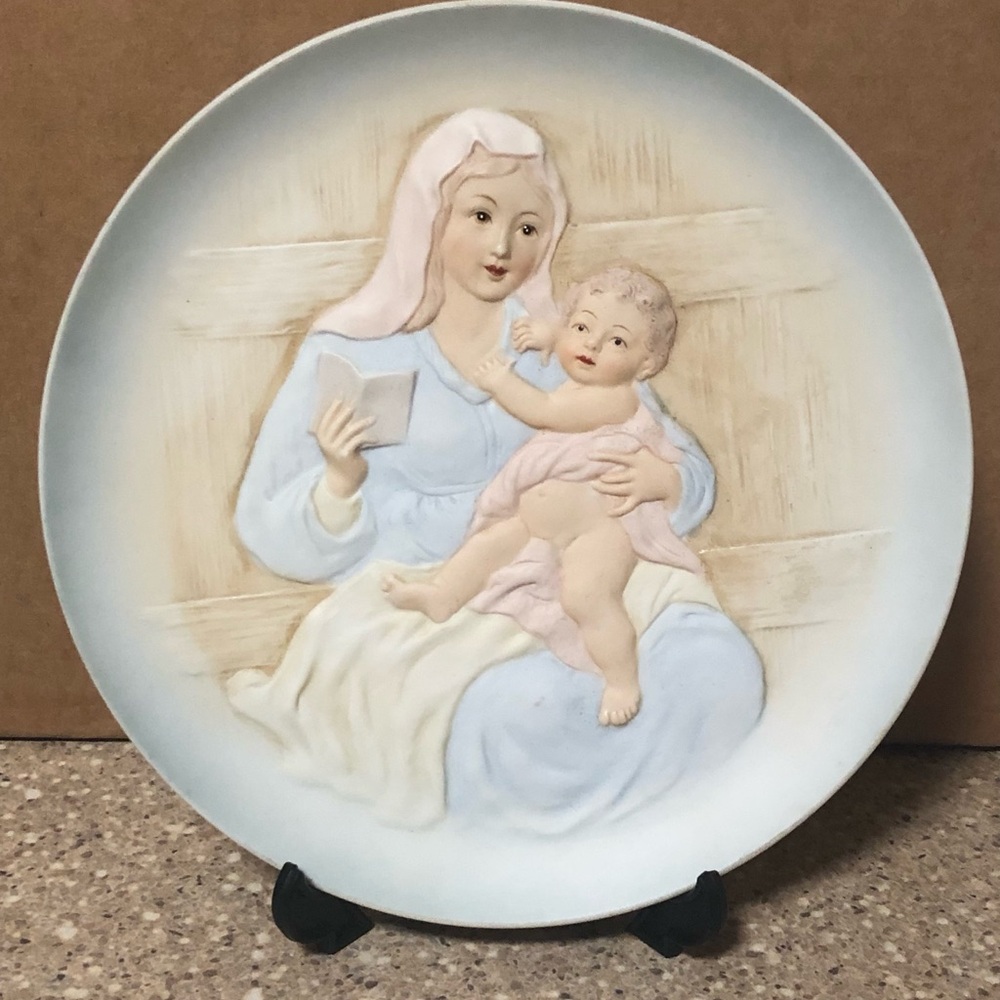 Lefton The Christopher Collection 1983 “Madonna and Child” Decor Wall Plate